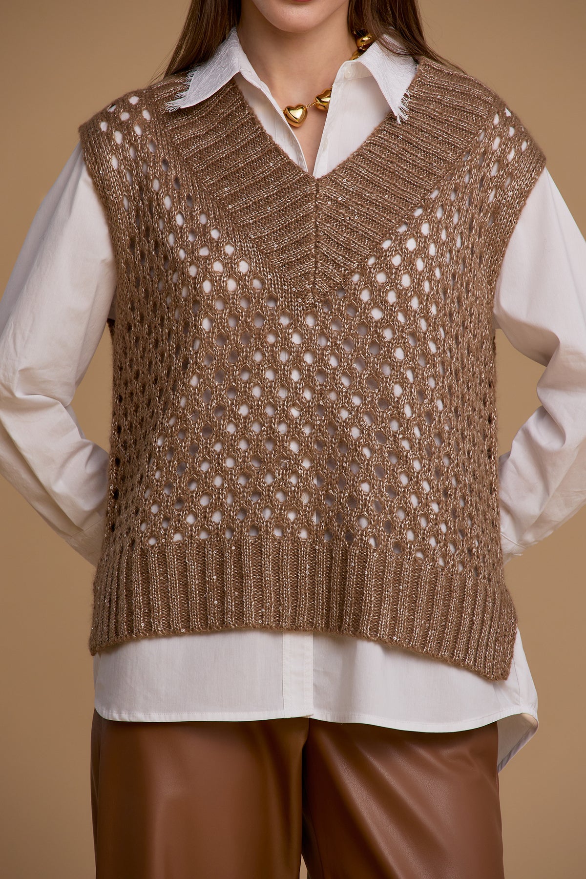 NOSECRETS gilet smanicato colore cannella in maglia traforata taglio ampio scollo a V 263NS141